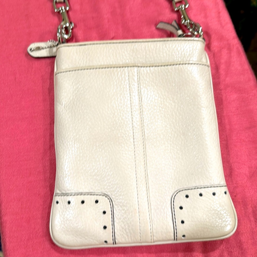 Coach Pebbled Leather Crossbody Cream with Silver Hardware EUC
